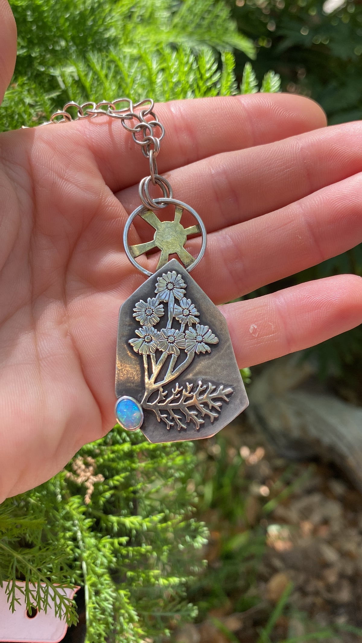 Yarrow Dances with Sun and Water: Austrailian Opal